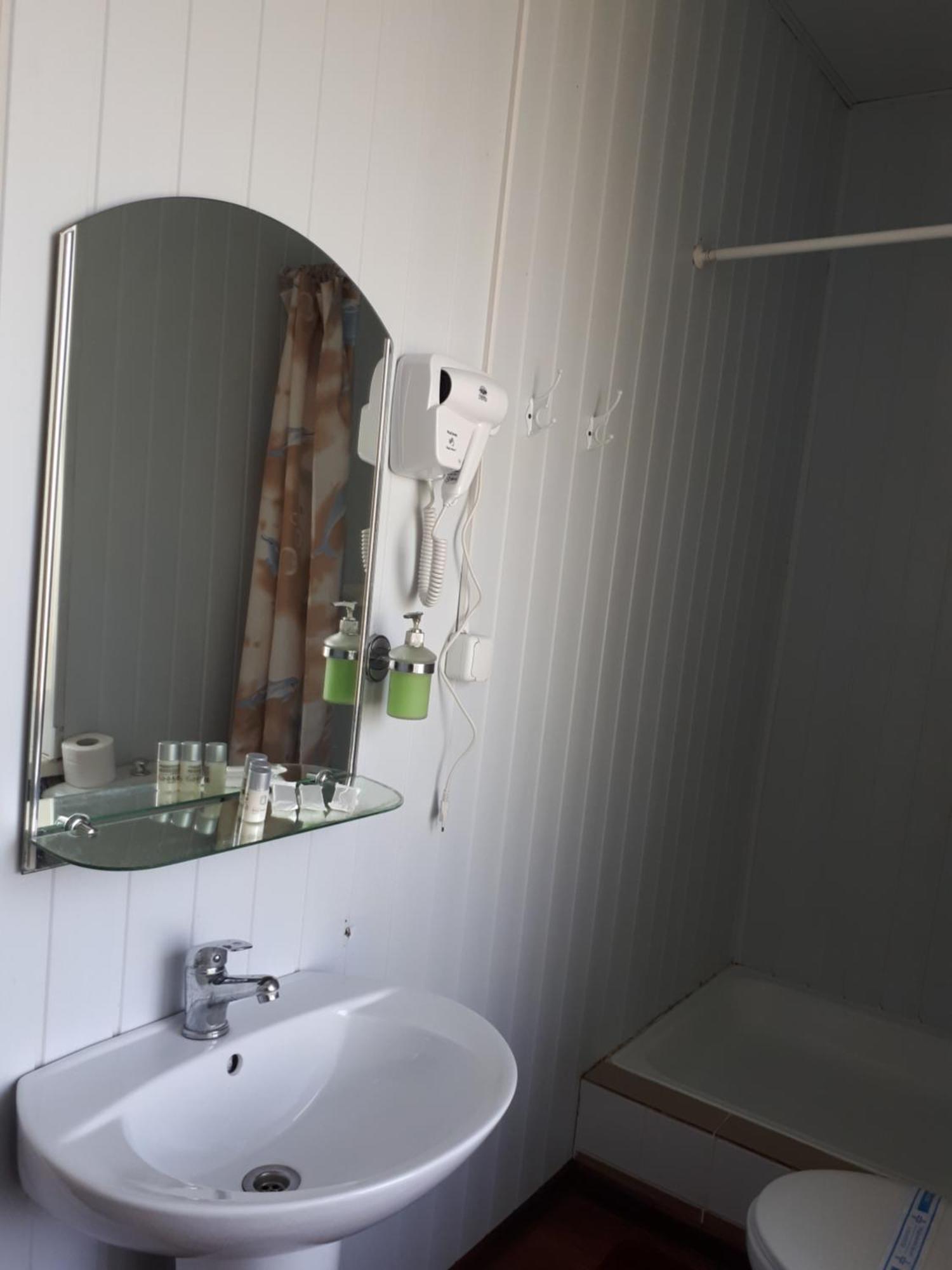 Hotel Gostynnyi Dvir Sharhorod Exteriér fotografie