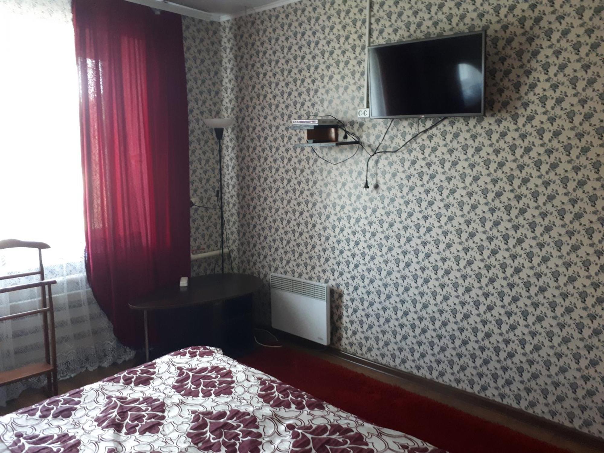 Hotel Gostynnyi Dvir Sharhorod Exteriér fotografie