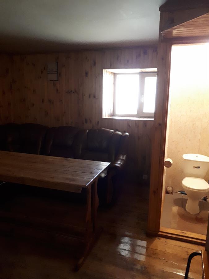 Hotel Gostynnyi Dvir Sharhorod Exteriér fotografie