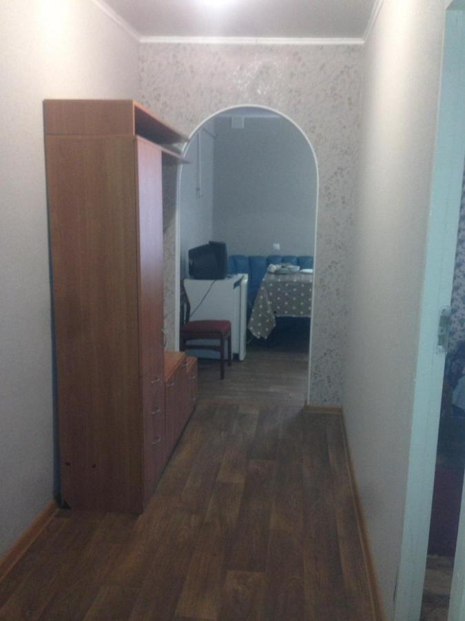 Hotel Gostynnyi Dvir Sharhorod Exteriér fotografie